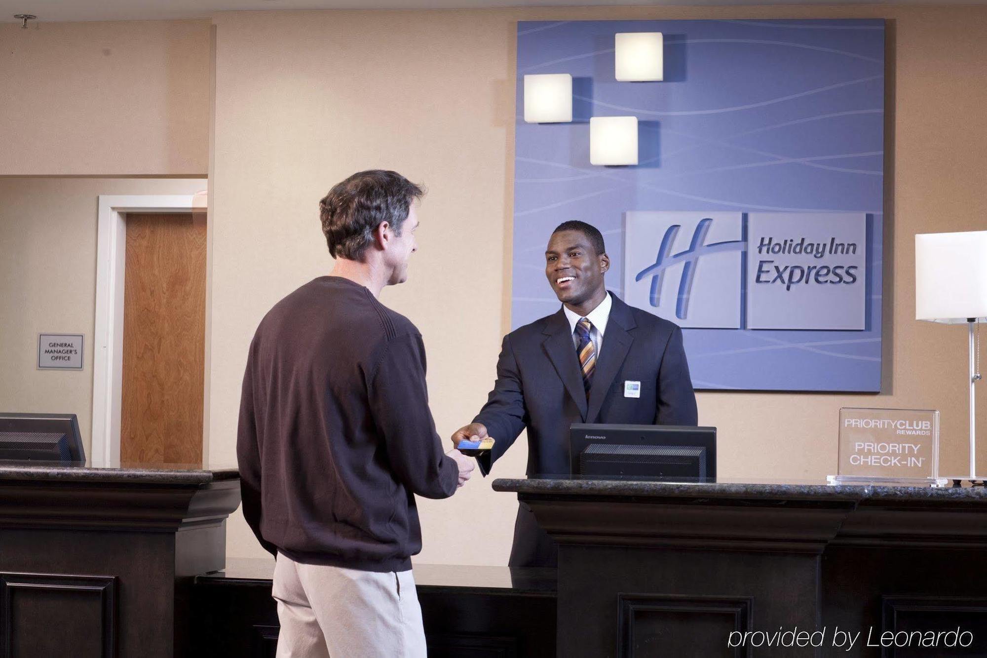 Holiday Inn Express - Charleston/Kanawha City By Ihg 내부 사진